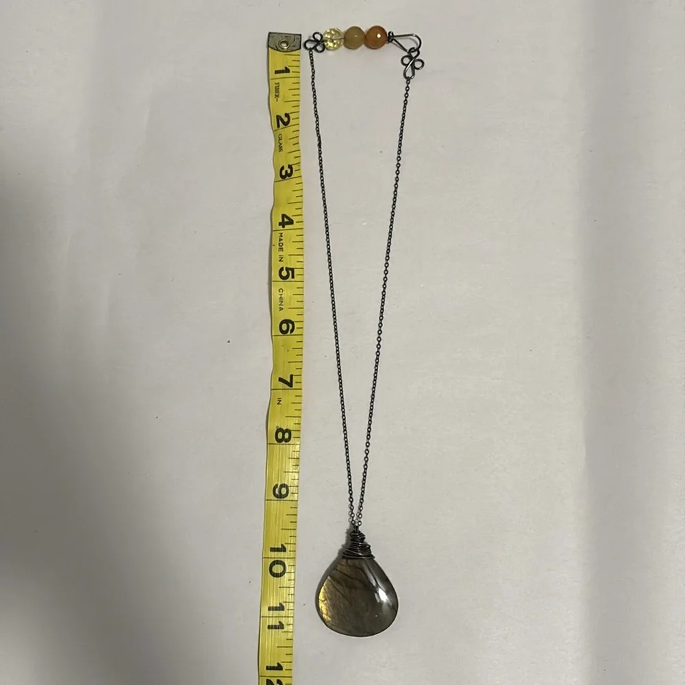 Labradorite pendant necklace - Picture 6 of 6